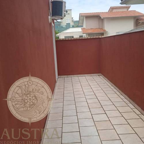 APARTAMENTO TRREO QUADRA MAR