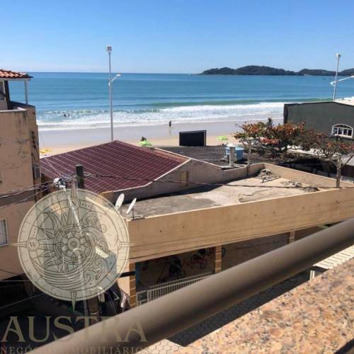 FLAT QUADRA MAR EM BOMBAS