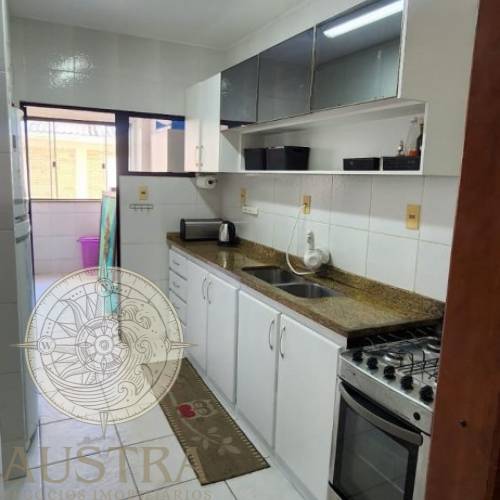 Apartamento com 03 dormitrios 