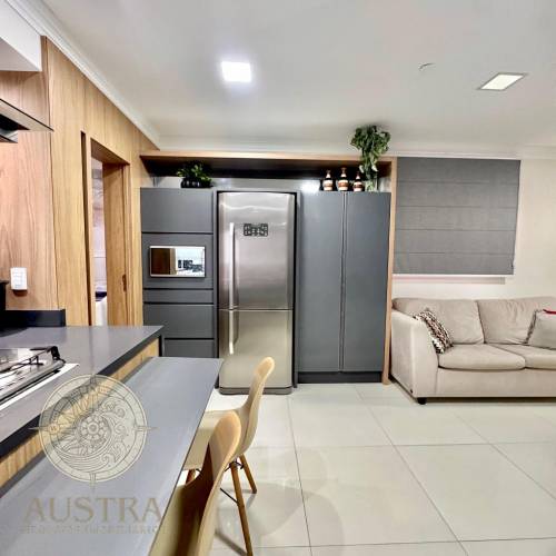 Apartamento com 02 su�tes em Bombas