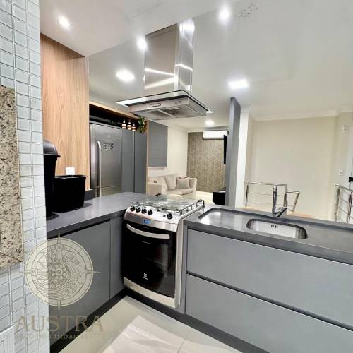 Apartamento com 02 su�tes em Bombas