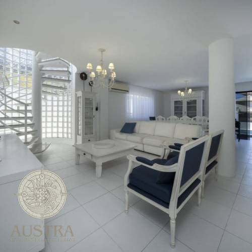 Casa para at� 22 pessoas com piscina aquecida