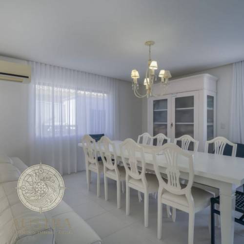 Casa para at� 22 pessoas com piscina aquecida