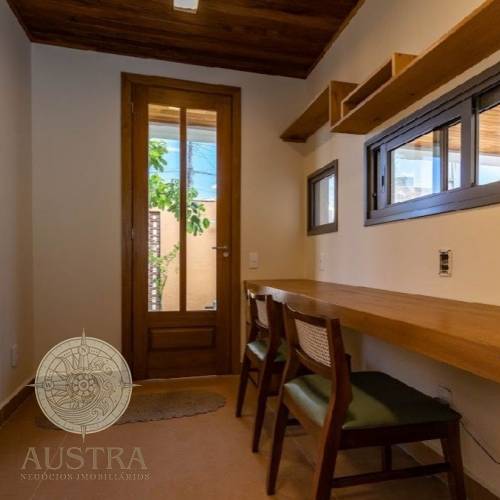 Casa Entre Mares