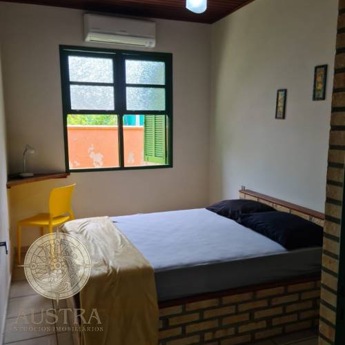 Ampla resid�ncia no Canto Grande