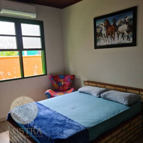 Ampla resid�ncia no Canto Grande