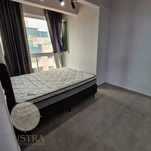 Cobertura duplex com vista mar