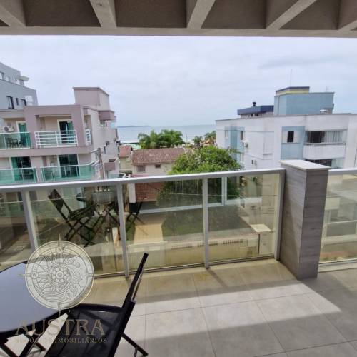 Cobertura duplex com vista mar