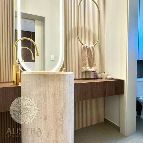 Apartamento com jacuzzi e vista para o mar