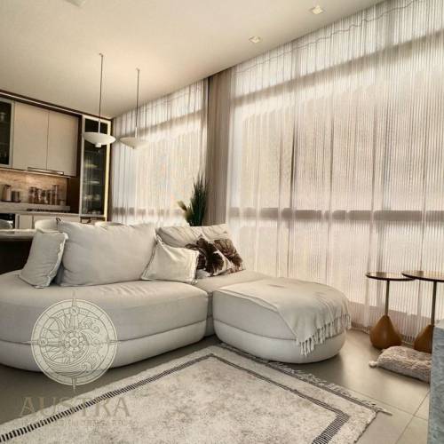 Apartamento com jacuzzi e vista para o mar