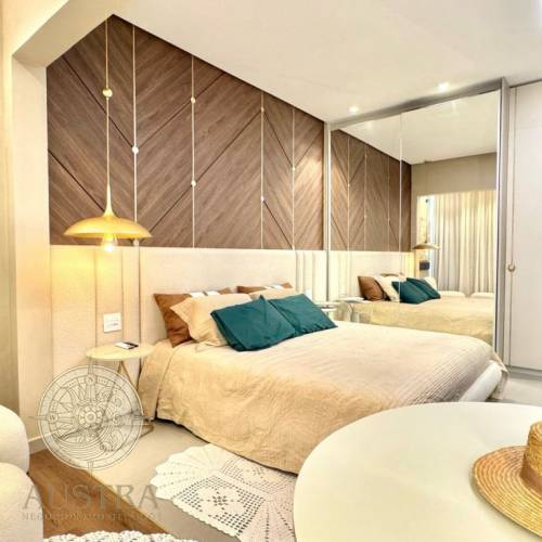 Apartamento com jacuzzi e vista para o mar