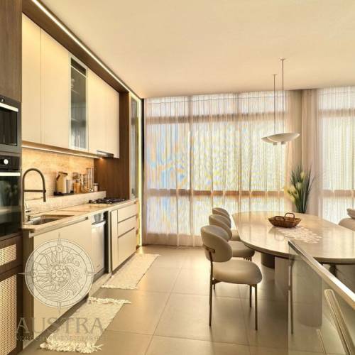 Apartamento com jacuzzi e vista para o mar