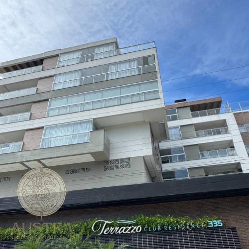 Apartamento em Bombas