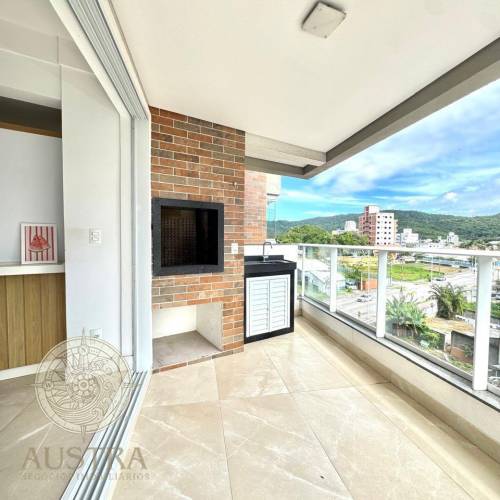Apartamento em Bombas