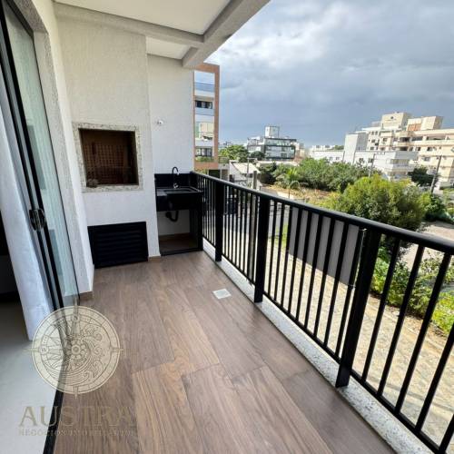 Apartamento com 03 su�tes