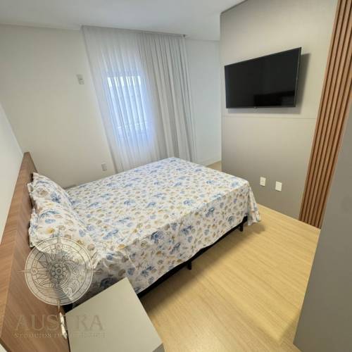 Apartamento com 03 su�tes