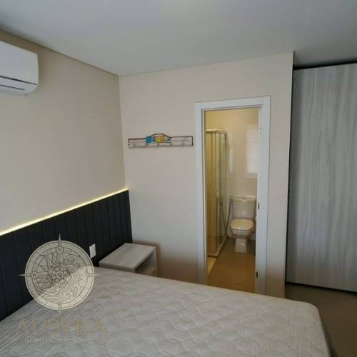 Apartamento com 03 dormit�rios