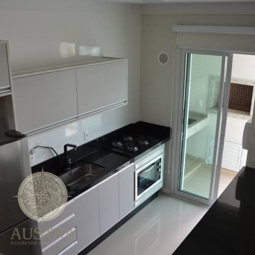 Cobertura duplex no Canto Grande