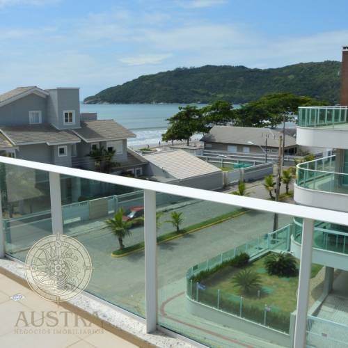 Cobertura duplex no Canto Grande