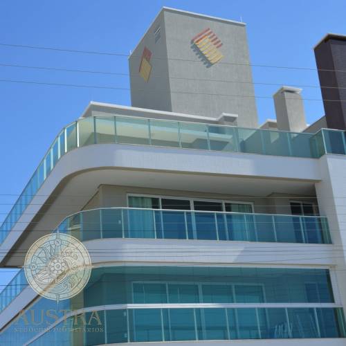 Cobertura duplex no Canto Grande