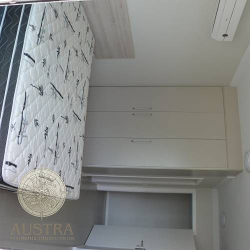 Apartamento com 02 su�tes 