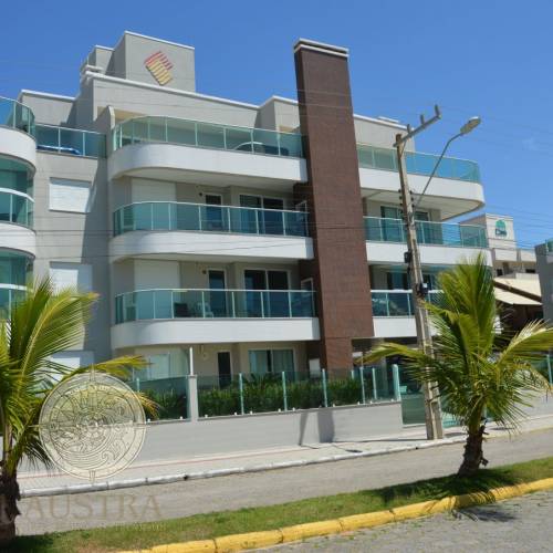 Apartamento com 02 su�tes 