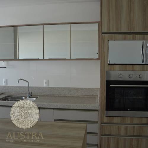 Apartamento com 02 su�tes 