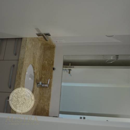 Apartamento com 02 su�tes 