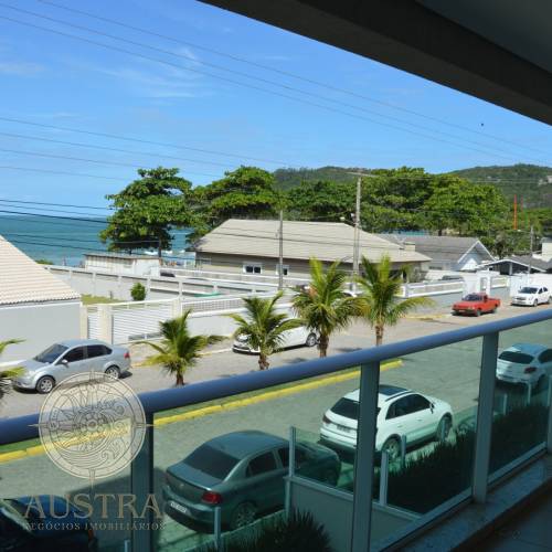 Apartamento com 02 su�tes 