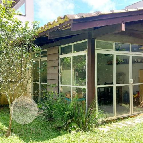 Casa com piscina