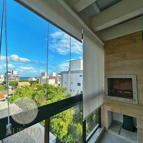 Cobertura duplex com vista para o mar