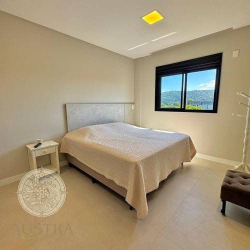 Cobertura duplex com vista para o mar