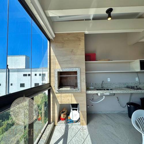 Cobertura duplex com vista para o mar