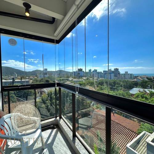 Cobertura duplex com vista para o mar