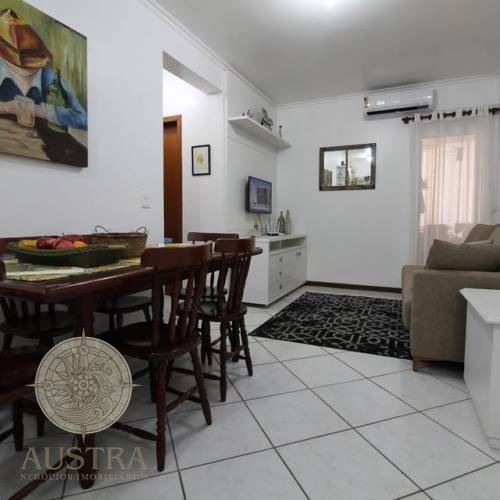 Apartamento com 02 dormit�rios em Bombas