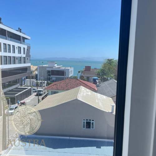 Cobertura a apenas 50m do mar