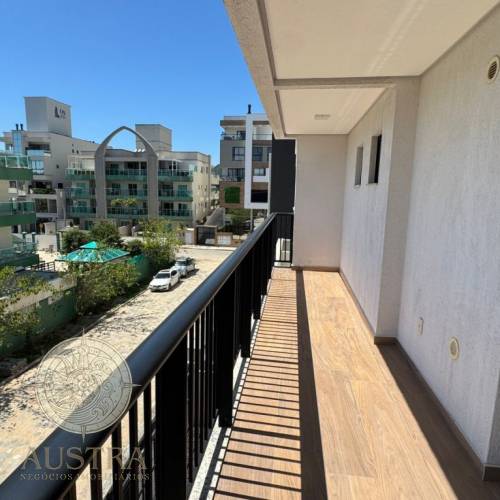 Apartamento no Canto Grande
