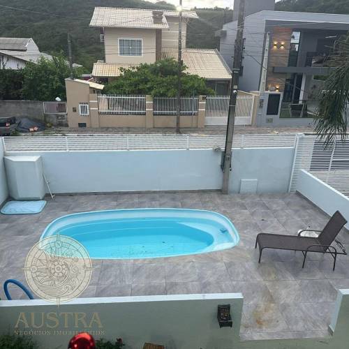Casa com piscina