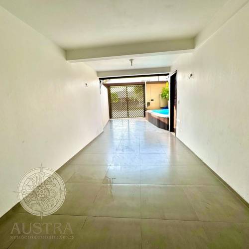 Sobrado com piscina