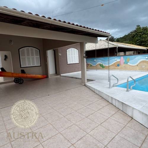 Casa com piscina