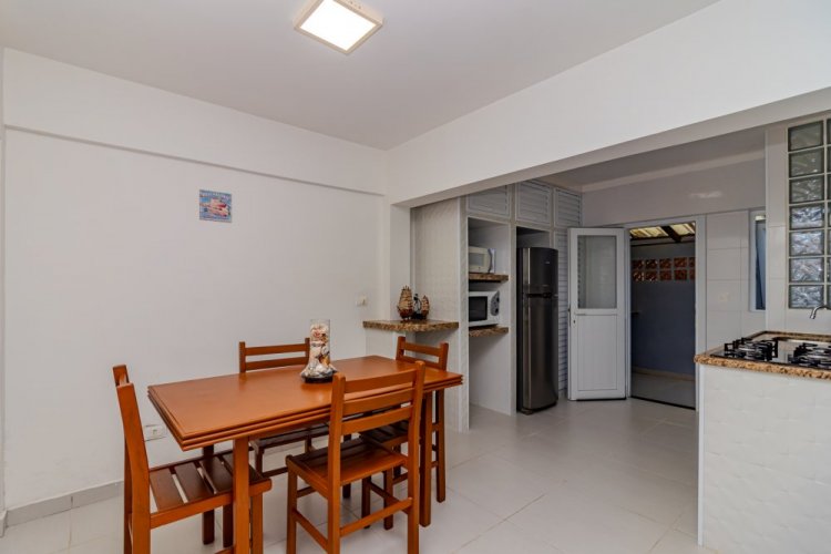Apartamento t�rreo - 120m do mar de mariscal