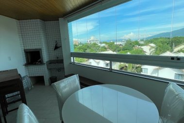 Lindo apartamento perto do mar