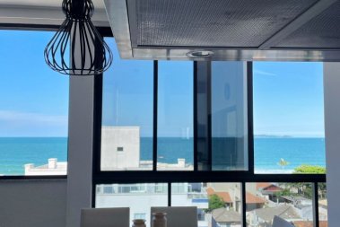 Cobertura com piscina no pr�dio