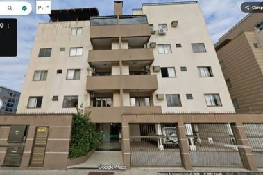 Apartamento com 02 dormit�rios em Bombas